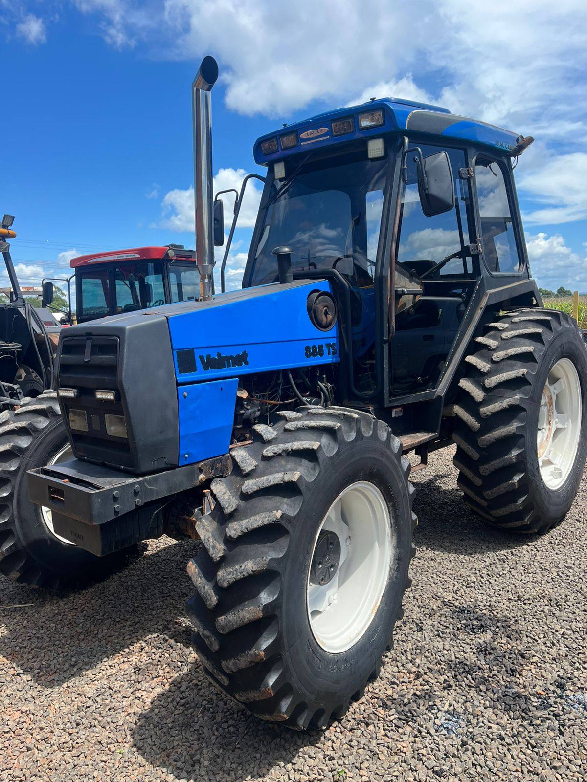 VALMET 885