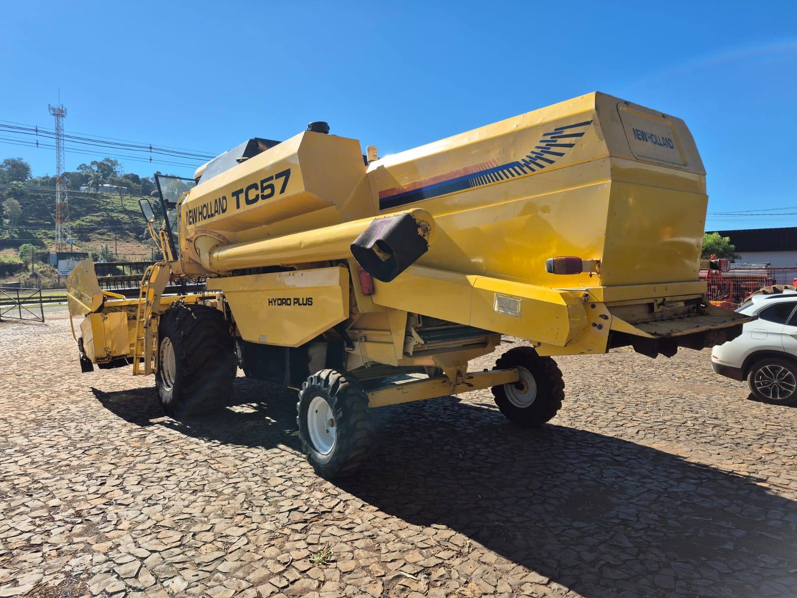 NEW HOLLAND TC 57 - foto 3